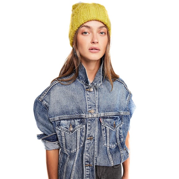 NWT Free People Harlow Cable Knit Beanie - Picture 5 of 6